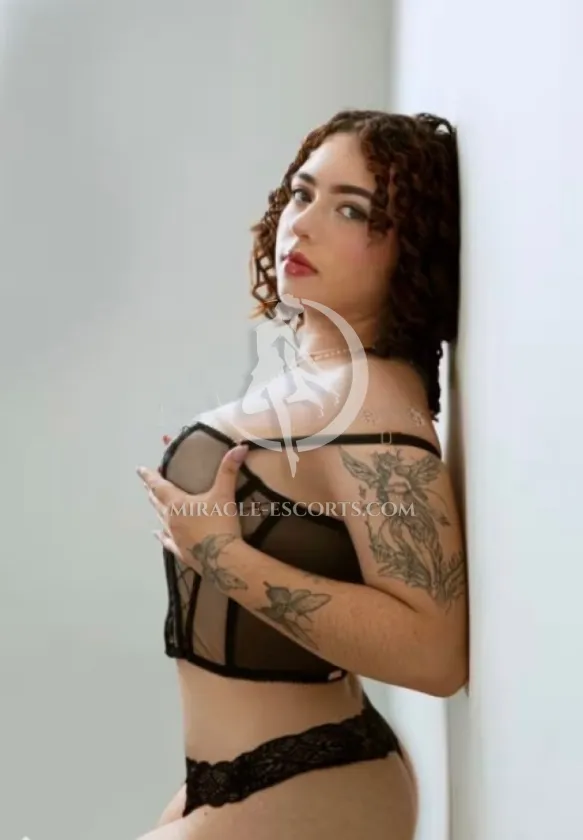 Jasmin, 21, escort model in Brussels, Belgium – photo